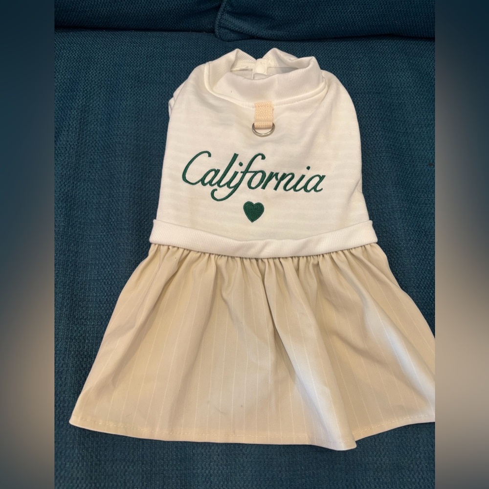 NWT Petcircle “California” Pet Dress Sweatshirt Top Khaki Skirt D-ring Buttons
